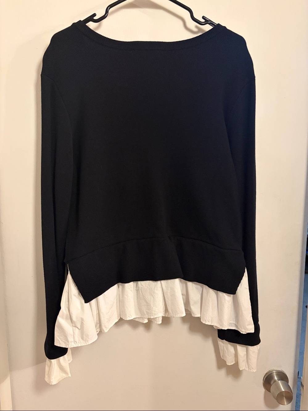 Anthropologie Black Sweater with White Ruffle Hem XL - Picture 5 of 6